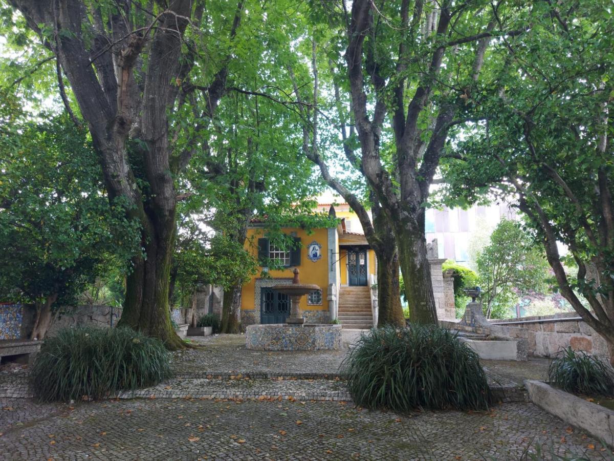 Camelia Rooms Guimaraes Bagian luar foto