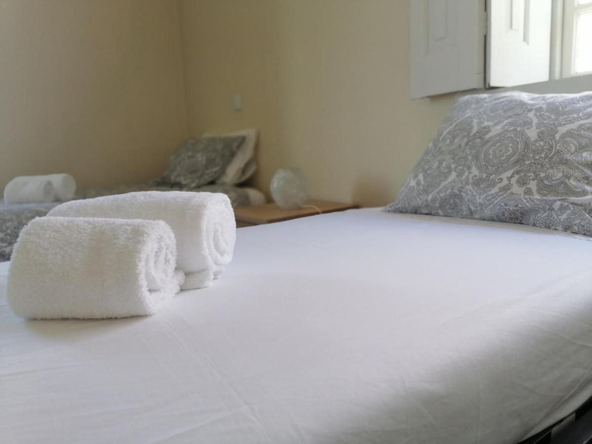 Camelia Rooms Guimaraes Bagian luar foto